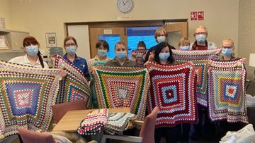 Member of the community knits for Grimsby care home Residents